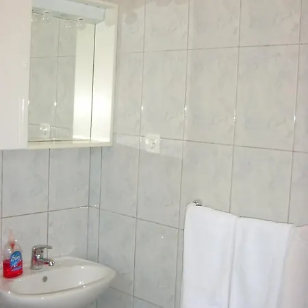 Quadruple Uvala Bristova 12140a Sućuraj